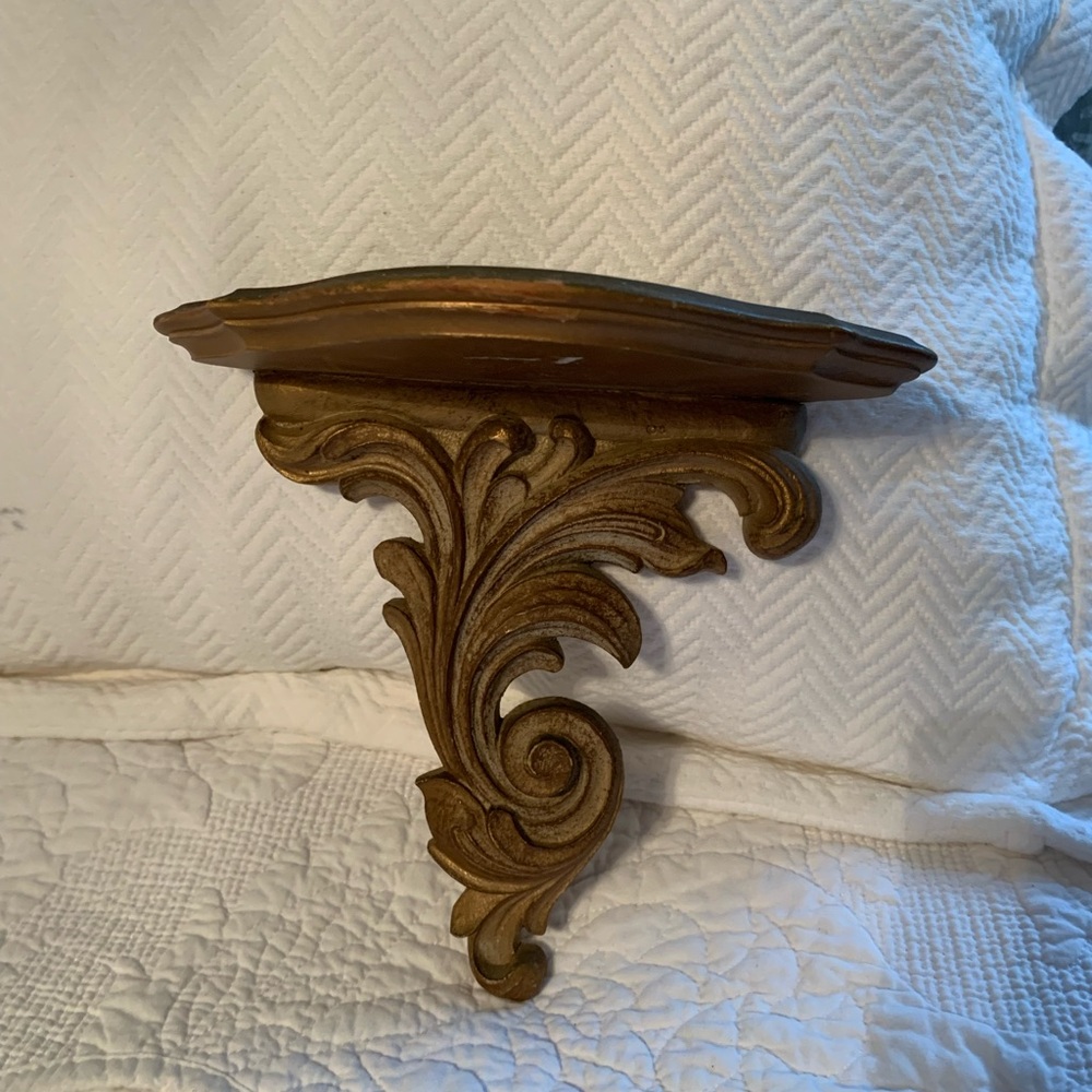 Vintage Syroco Wood Wall Sconce/Shelf